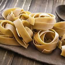 Qual a largura e espessura do pappardelle?